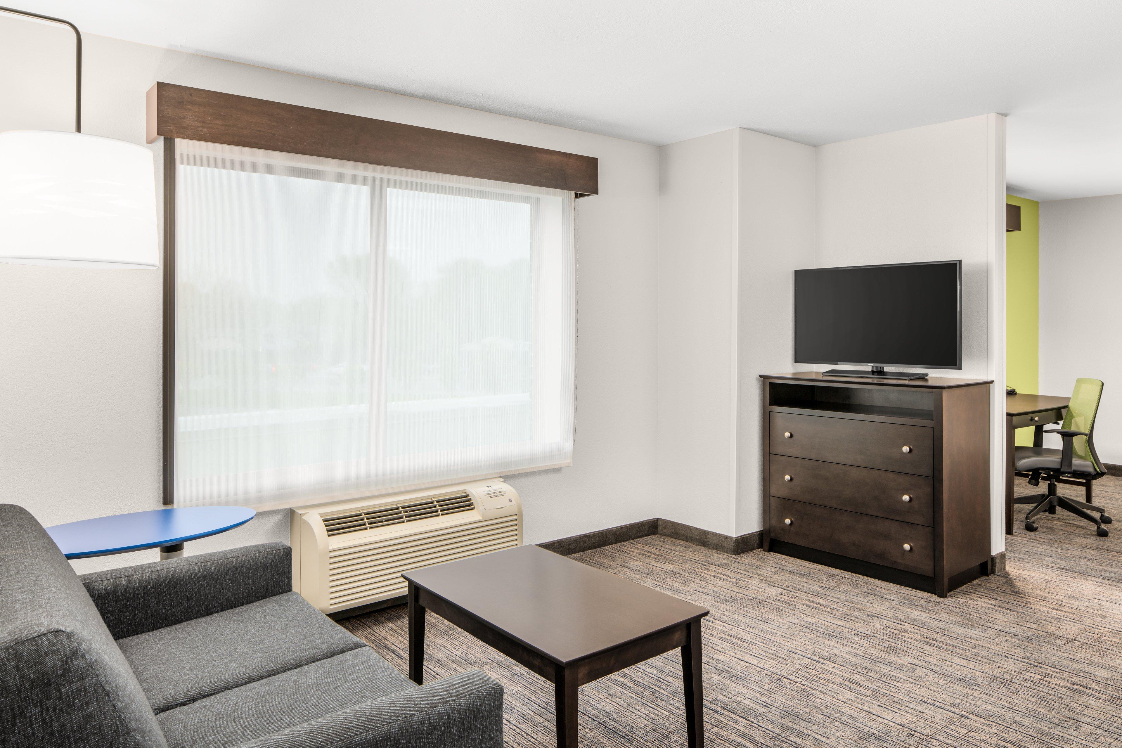 Holiday Inn Express & Suites Wilmington-Newark By Ihg Dış mekan fotoğraf