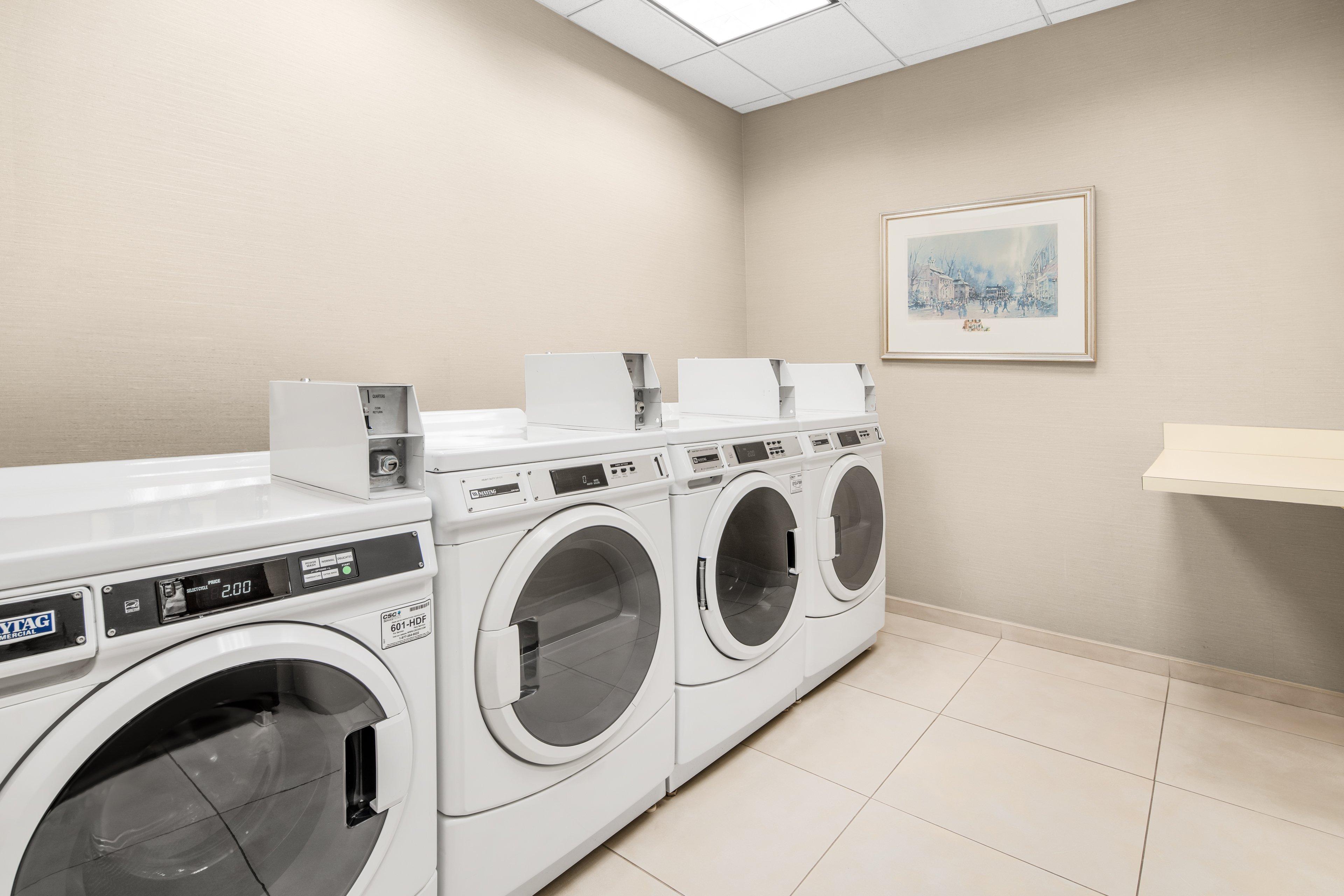 Holiday Inn Express & Suites Wilmington-Newark By Ihg Dış mekan fotoğraf